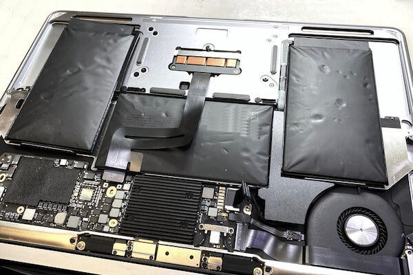 電池膨脹是常見的筆電故障問題