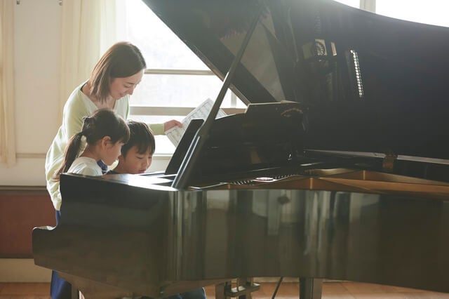 在家練琴需要做好隔音以免打擾鄰居