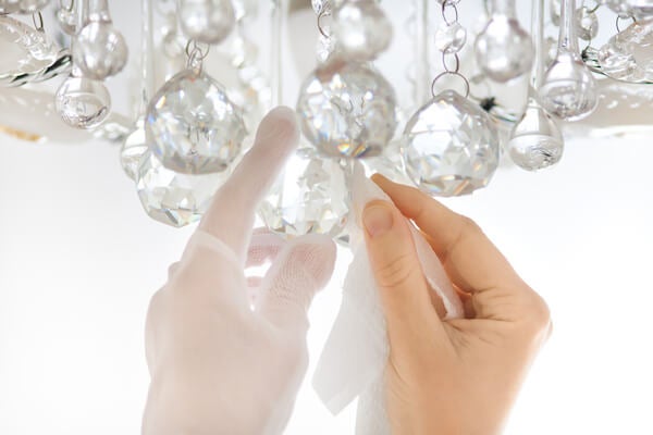 自行清潔水晶燈