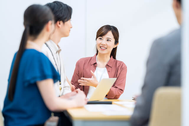 在製作動畫時，有經驗的動畫設計師會協助釐清宣傳核心