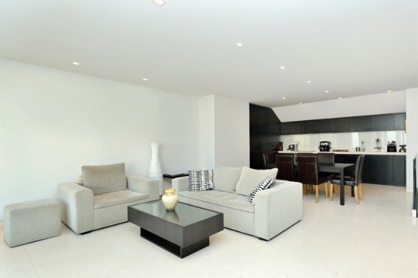 ▲拋光石英磚地板