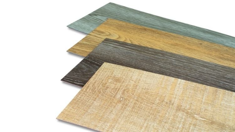 四個不同的塑膠地板款式