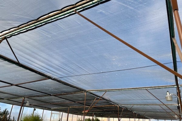 光控式電動遮蔭簾