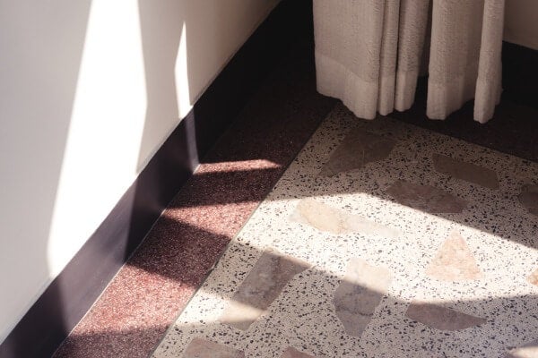 磨石子地板施工價格：雙色磨石子地板