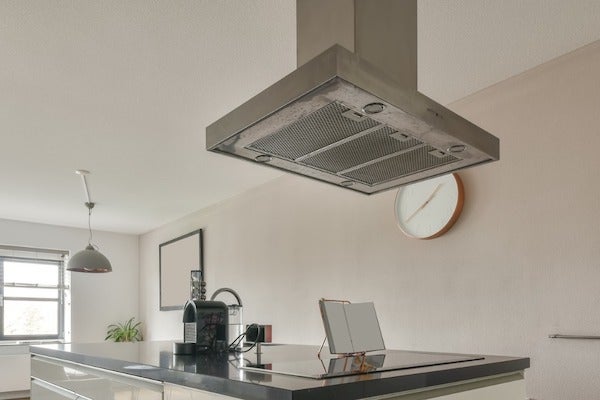 居家清潔時也要進行倒T式抽油煙機清潔
客服人員