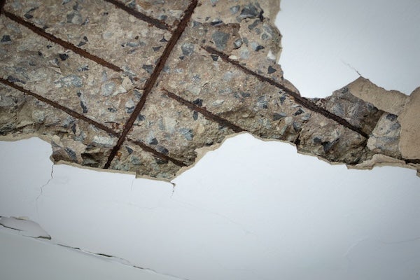 天花石屎修補（士波令工程）