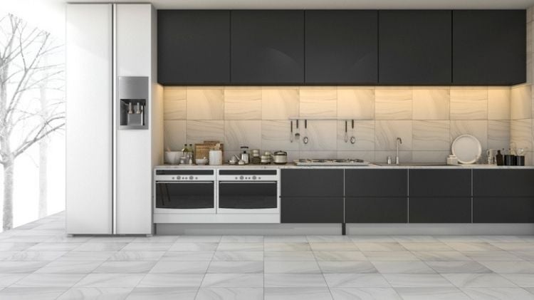 廚房的仿天然石紋磁磚地板