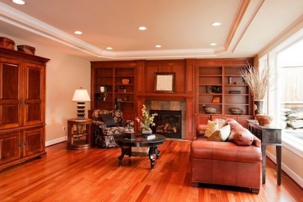 ▲木作櫃質感高雅，且可以根據空間做客製化訂做。