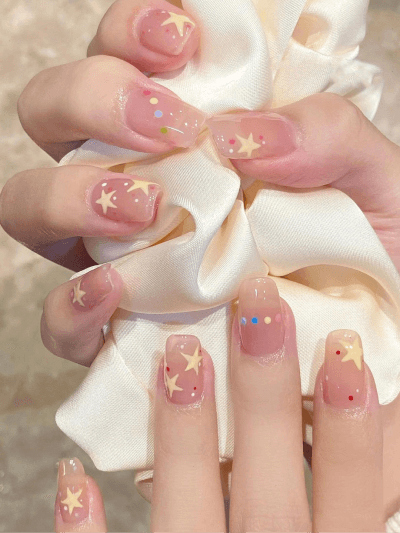 指甲彩繪課程費用