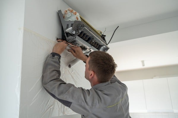 分離式冷氣基本安裝費：安裝分離式冷氣