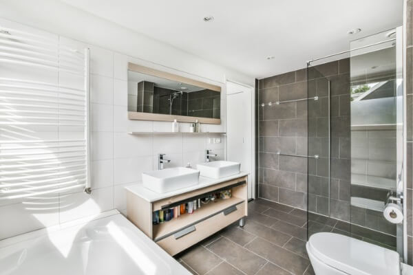 如何挑選浴室磁磚？