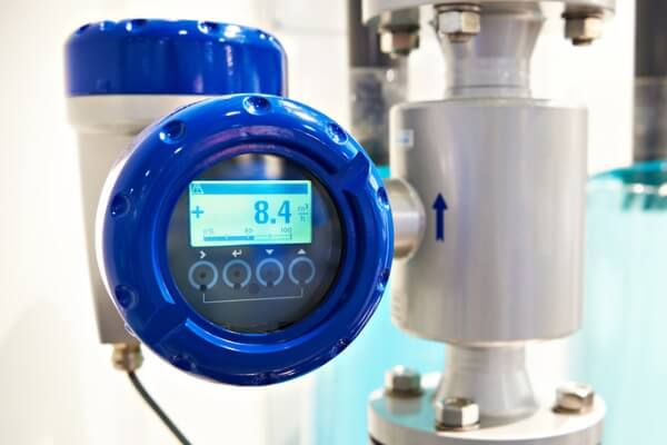 機電一體式水表：LCD螢幕電子水表