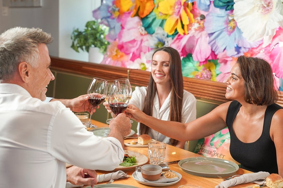 Guests dining at Palette Restaurant