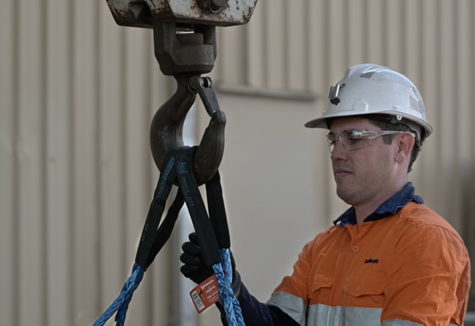 Bullivants | A construction worker using Bullivants crane rigging | Devotion
