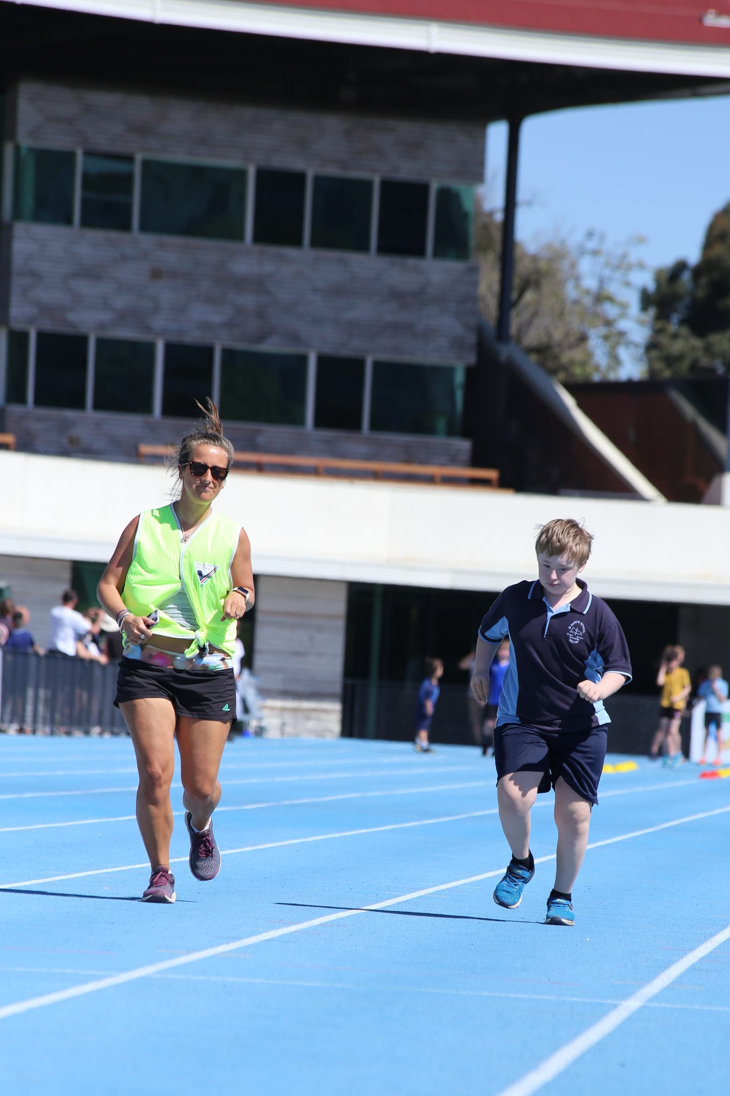 03MultiClassGuideRunning.jpg 03MultiClassGuideRunning.jpg