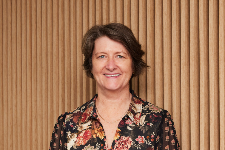 Headshot of educator Janice Jones