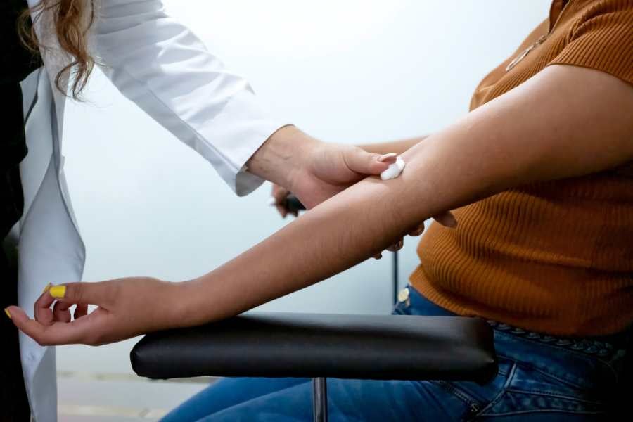 Donate blood to support cancer patients