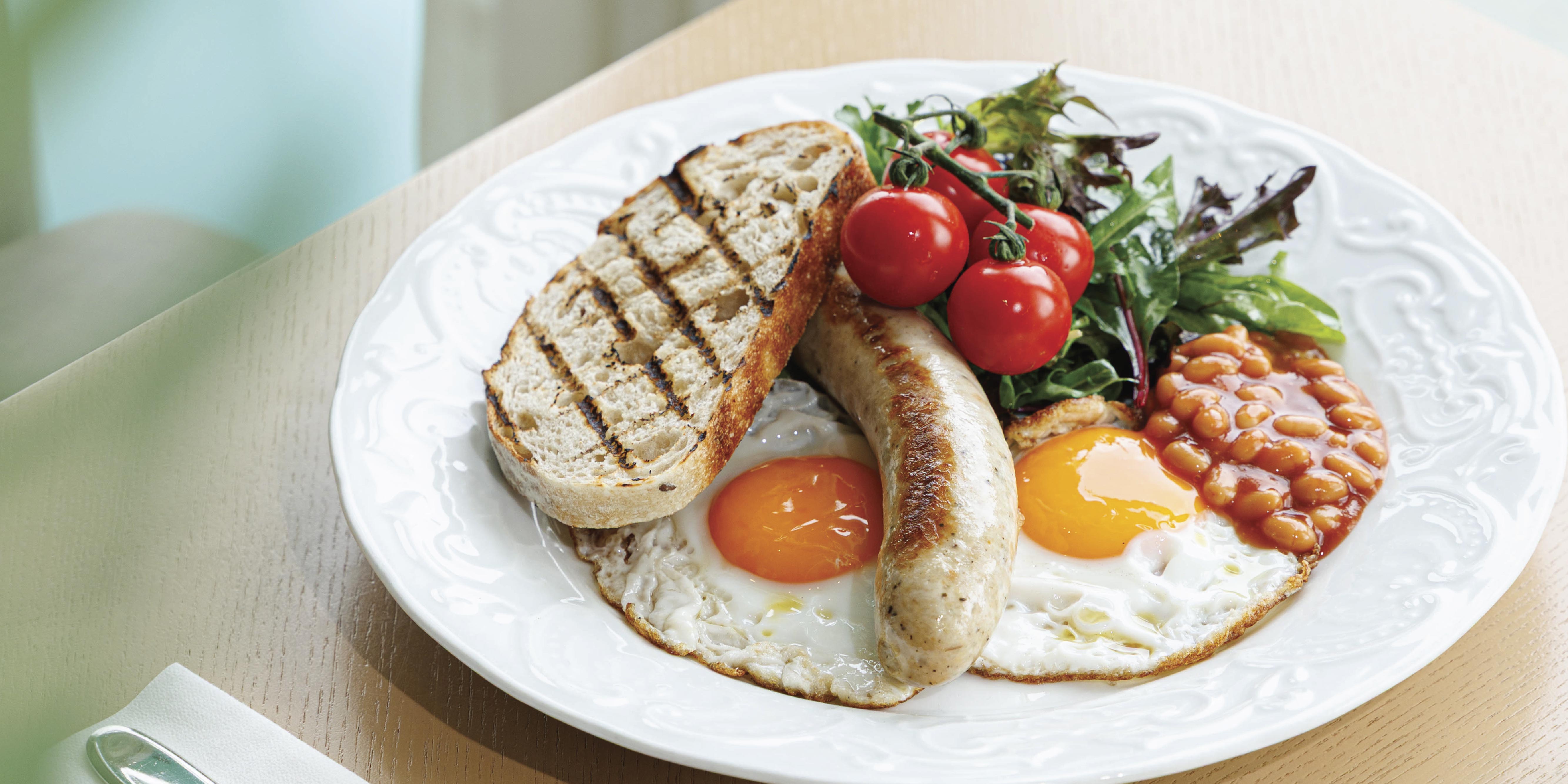 Get one free beverage upon purchase of one Brunch main