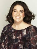 Bio image of Lisa Sinclair