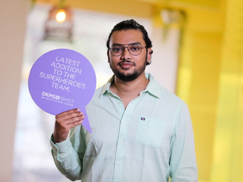 Mahamithra with speech bubble Mahamithra with speech bubble