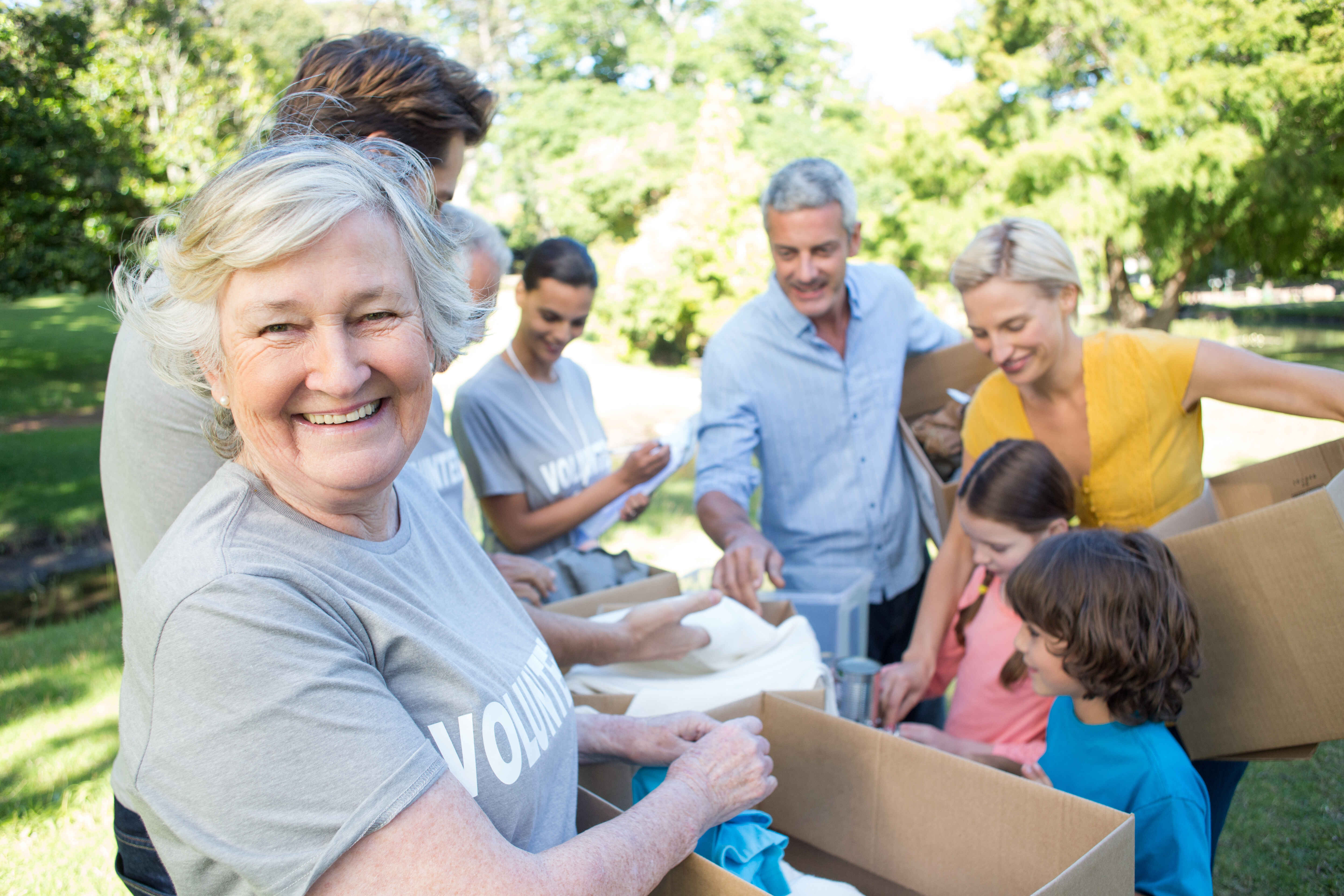 Ideas for Volunteering In Your Community with Your Family