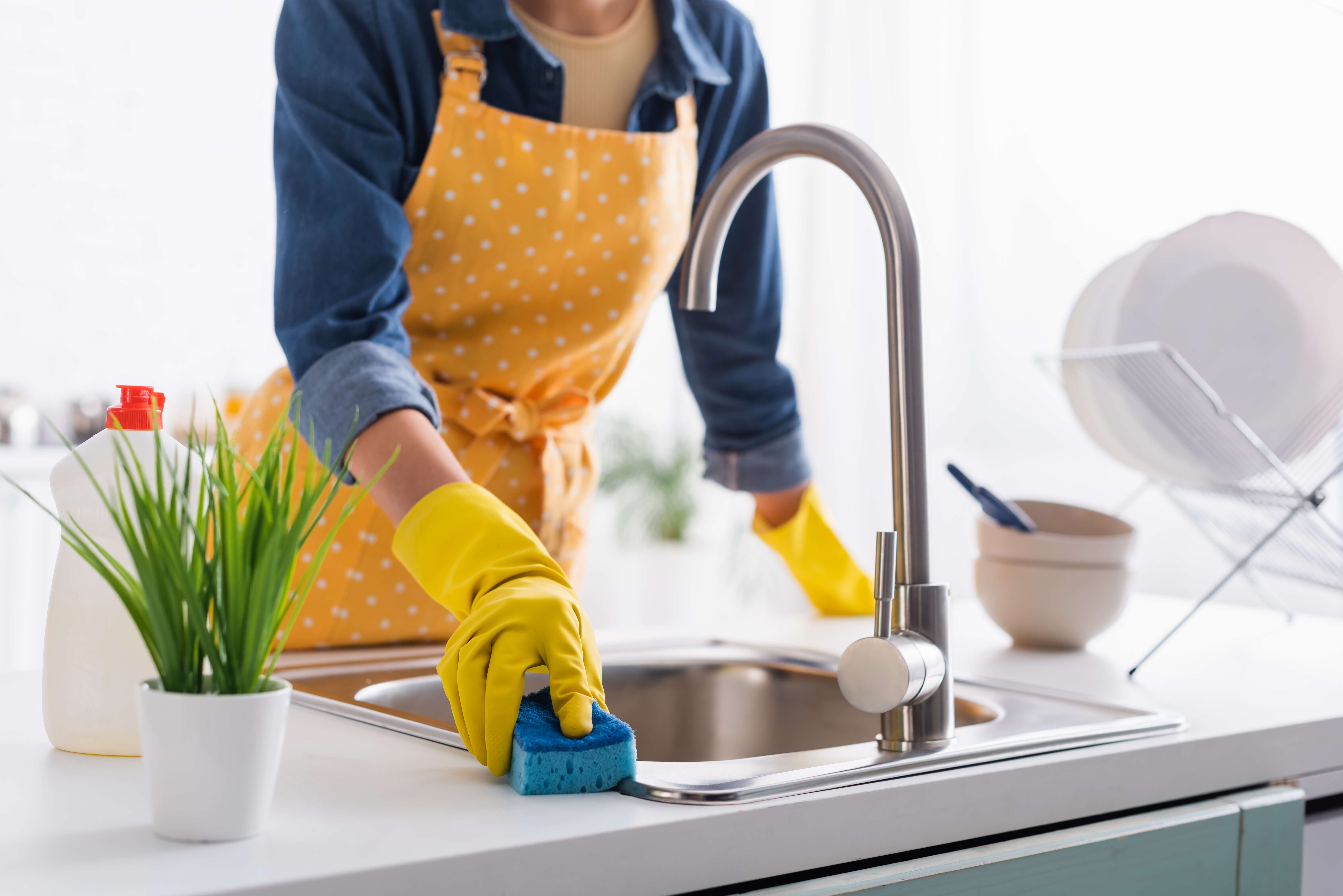 Guide to spring cleaning your kitchen