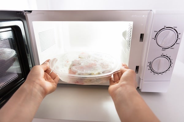 微波爐清潔後如何保養以延長使用壽命?