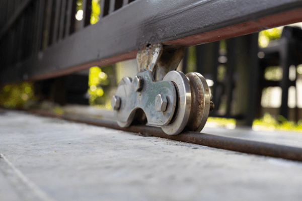 伸縮門輪子更換怎麼做?簡單更換步驟教學 伸縮門輪子更換怎麼做?簡單更換步驟教學