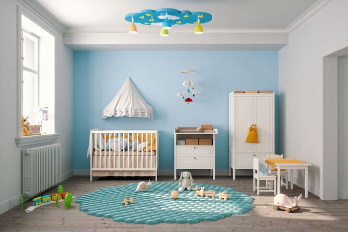 淺藍色嬰兒房