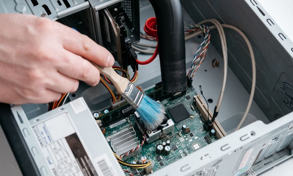 企業為什麼要定期進行電腦維護?4大原因一次告訴您! 企業為什麼要定期進行電腦維護?4大原因一次告訴您!