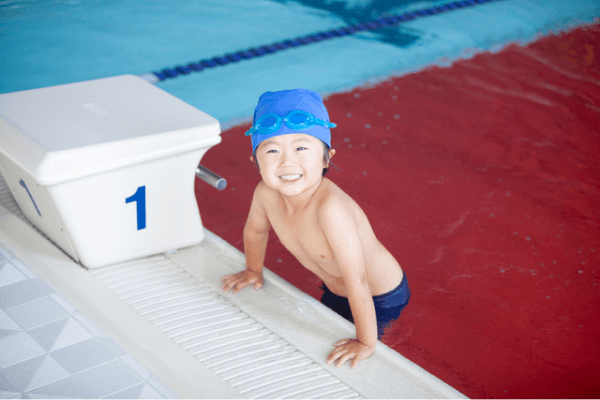 兒童游泳班推薦，讓孩子愛上學游泳