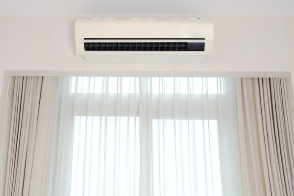 安裝加裝方管的窗戶能隱藏冷氣管線