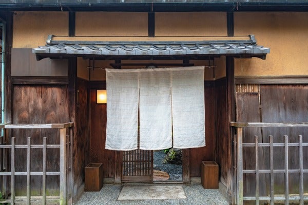 傳統日式遮雨棚