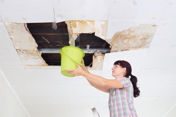 漏水導致天花板損壞