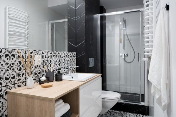 如何判斷浴室是否能安裝淋浴拉門？